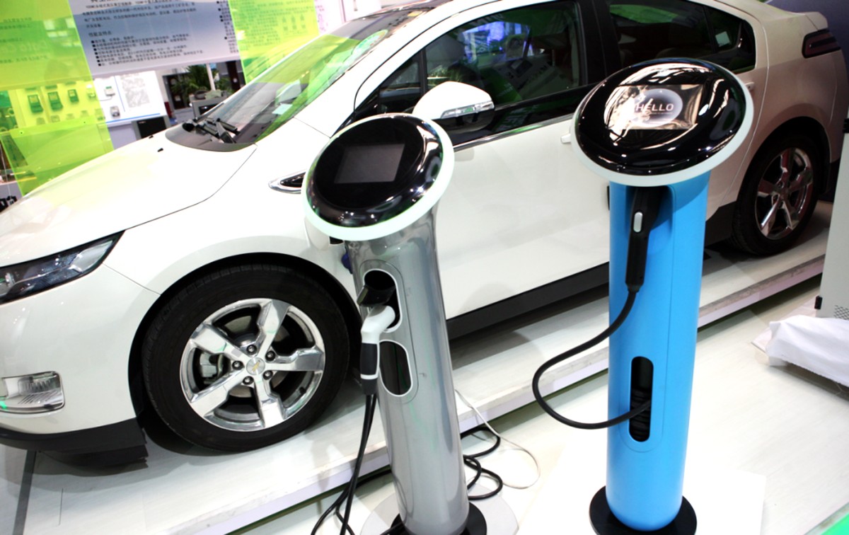滴滴创始人程维：将推动分享新能源汽车发展