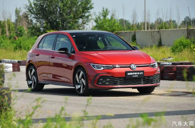 汽车大观｜第八代高尔夫GTI：“数字钢炮”时代的开启者