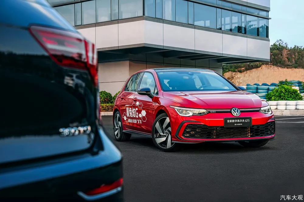 汽车大观｜第八代高尔夫GTI：“数字钢炮”时代的开启者