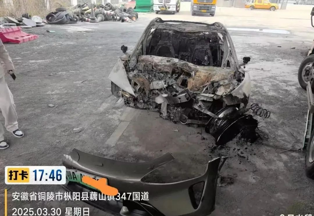 三名花季女孩死亡，小米SU7爆燃事故：雷军不应沉默